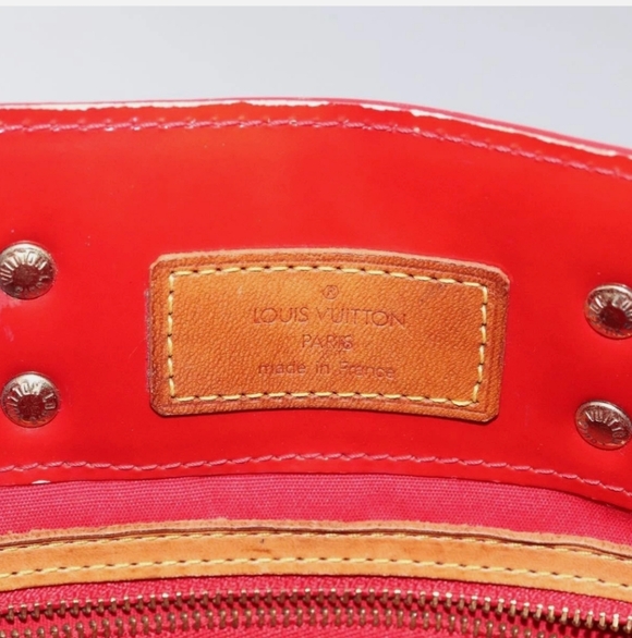 Louis Vuitton Monogram Vernis Reade PM - Picture 6 of 16